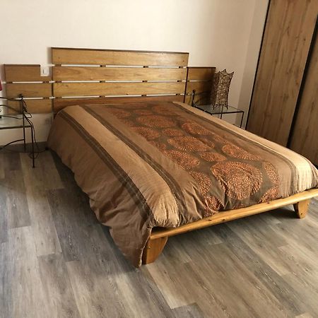 Chambre Familiale Chez L Habitant Loriol-sur-Drome Εξωτερικό φωτογραφία